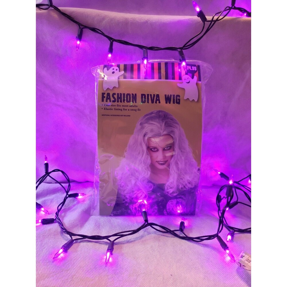 Blonde Diva Wig For Halloween Dress Up NIB